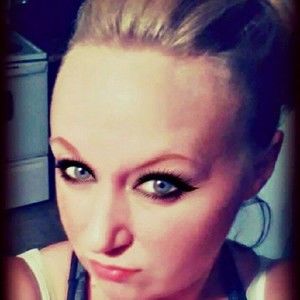 Meet your Posher, Angie